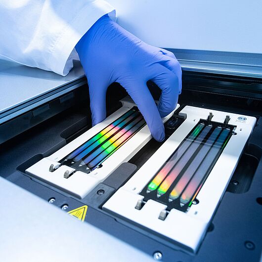 Picture shows state-of-the-art laboratory technology: so-called sequencers.