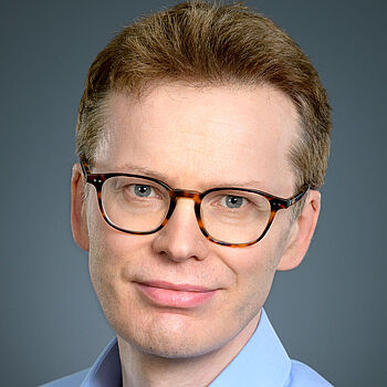 Profilbild von Prof. Dr. Mikael Simons